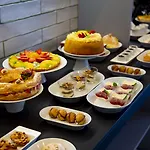 Maison Bon Bon Πανσιόν 4*