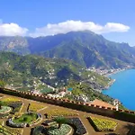 Πανσιόν Maison Bon Bon 4*