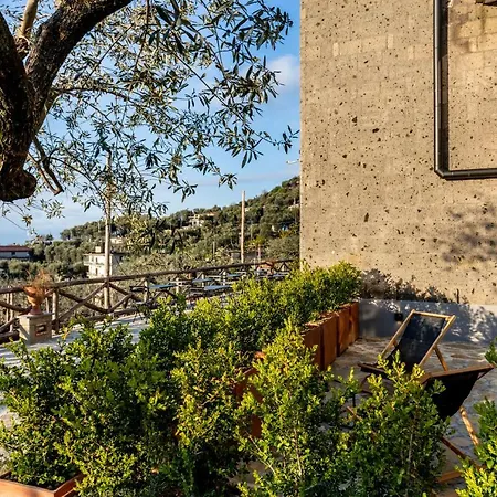 Guest house Maison Bon Bon 4*