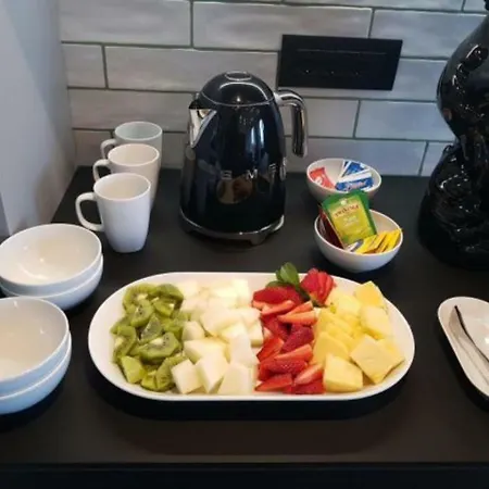 게스트하우스 Maison Bon Bon 4*